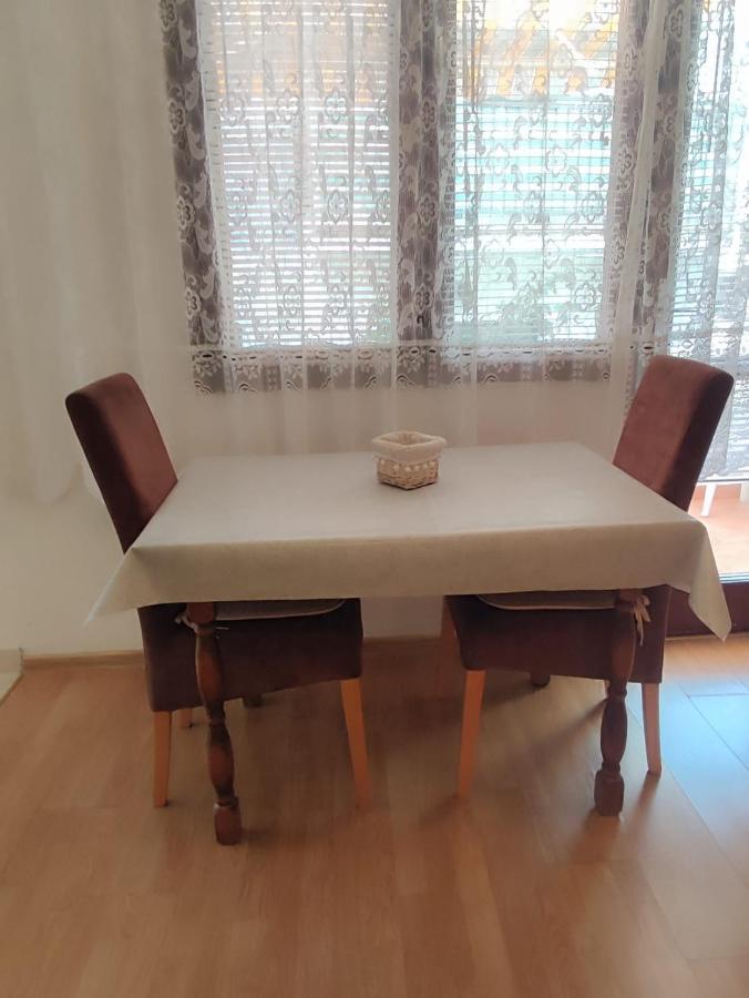 Apartmani Valentino Makarska Exterior foto