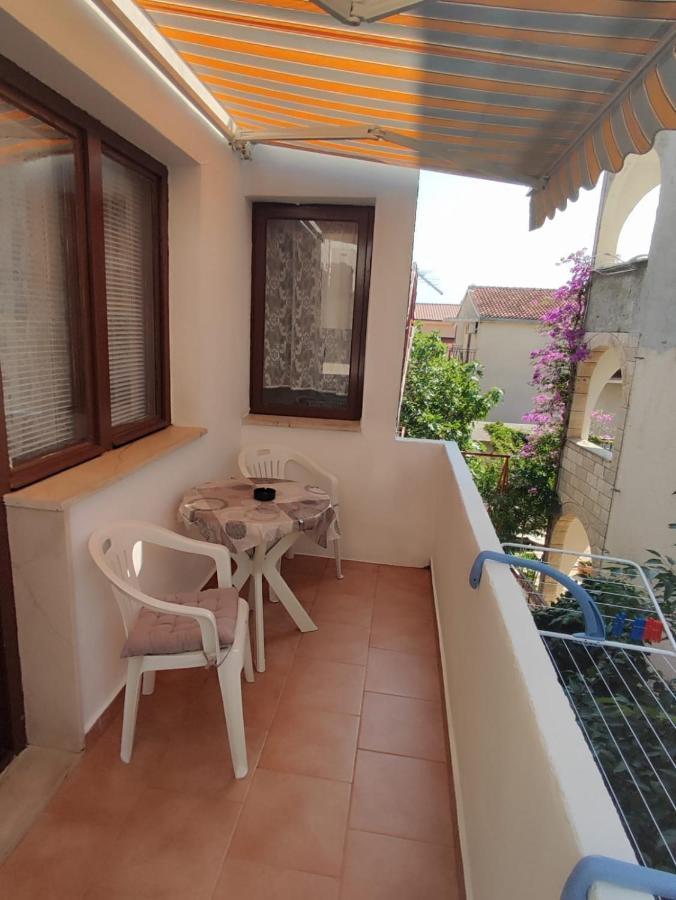 Apartmani Valentino Makarska Exterior foto