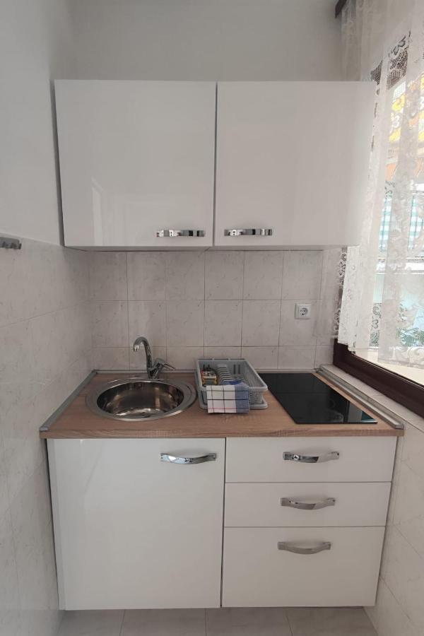 Apartmani Valentino Makarska Exterior foto